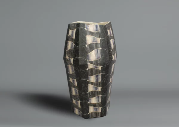 Stoneware vase by Kamoda Taro